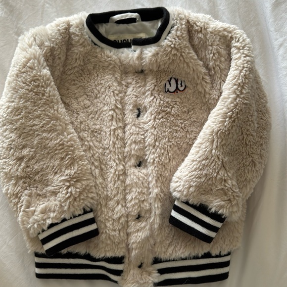 Brand new Sherpa nununu set